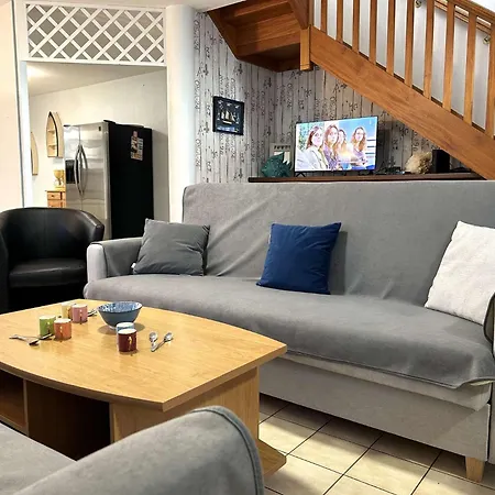 Sg000-049 4 Pieces 8 Couchages Gilles Croix De Vie *