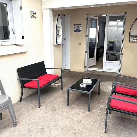 Vila Sg000-049 4 Pieces 8 Couchages Gilles Croix De Vie *