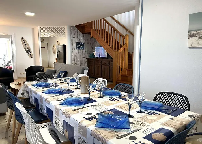 Sg000-049 4 Pieces 8 Couchages Gilles Croix De Vie *